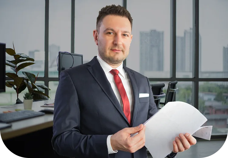 Szymon Bajorek właściciel kancelarii prawnej w Warszawie.